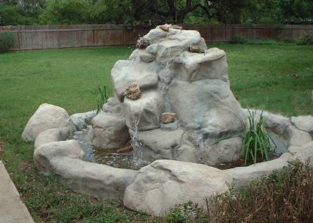 San Antonio, Texas, 360 degree waterfall and pond